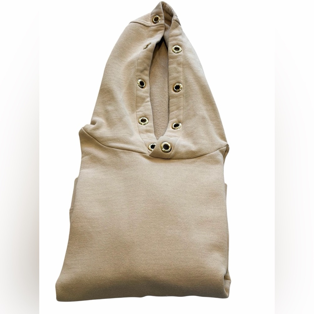 Generation Love Beige Long Sleeve Sweatshirt‎ Gold Grommets Women's Size Large